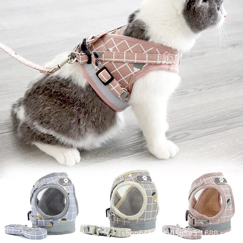 "Cat & Puppy Harness Leash Set – Escape-Proof Vest with Adjustable Chest Strap for Outdoor Walks"