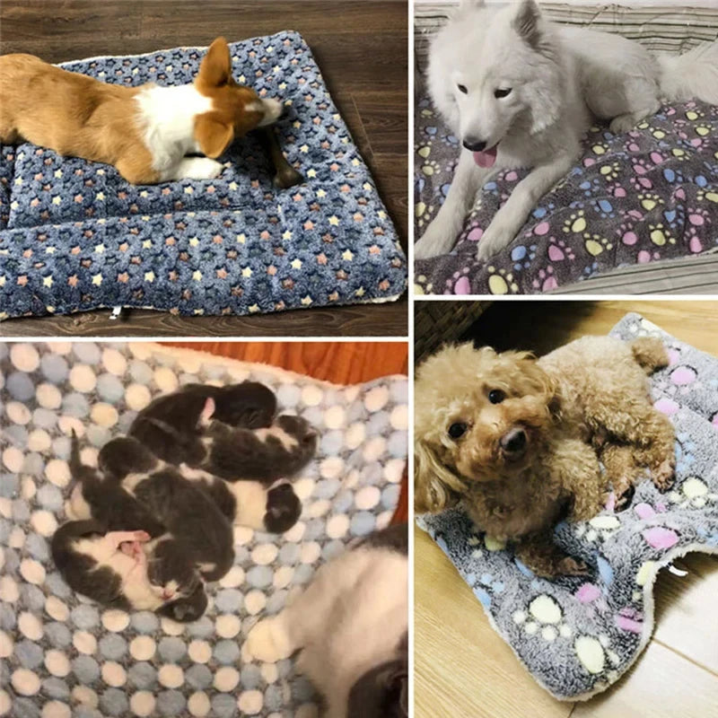 "Ultra-Soft Pet Sleeping Mat | Cozy Cushion Blanket for Dogs & Cats of All Sizes"